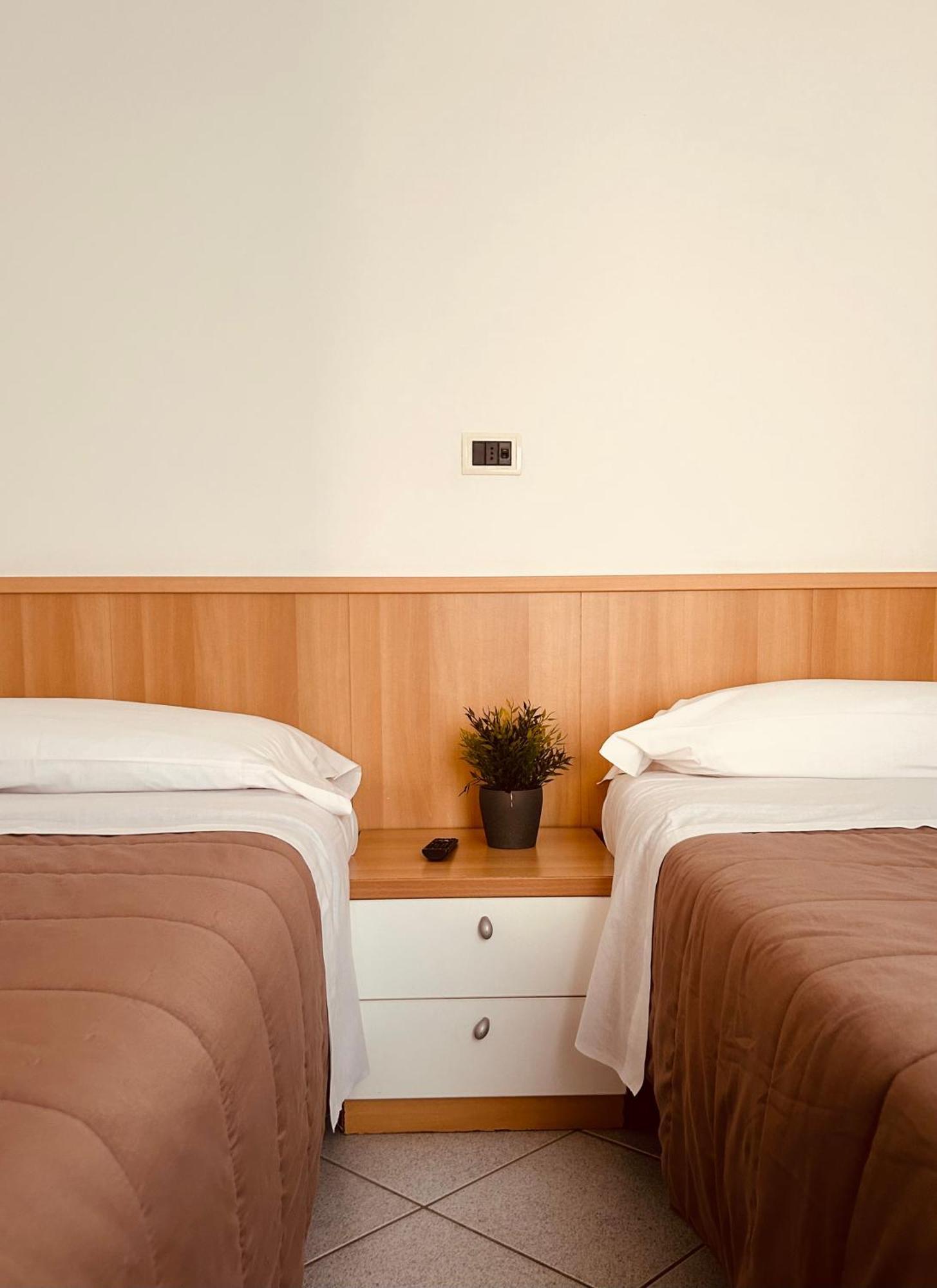 Hotel Felicioni Pineto Esterno foto