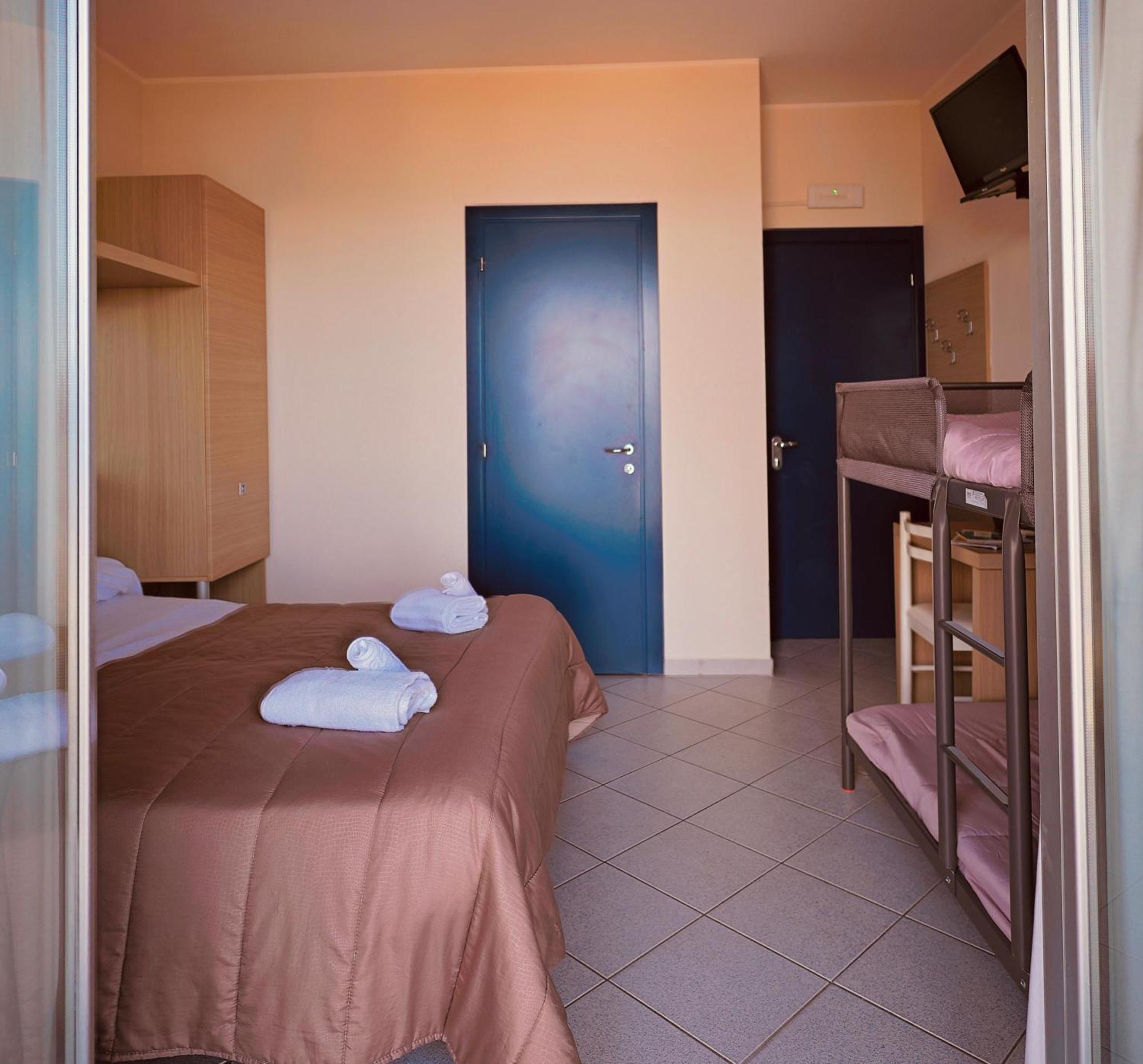 Hotel Felicioni Pineto Esterno foto