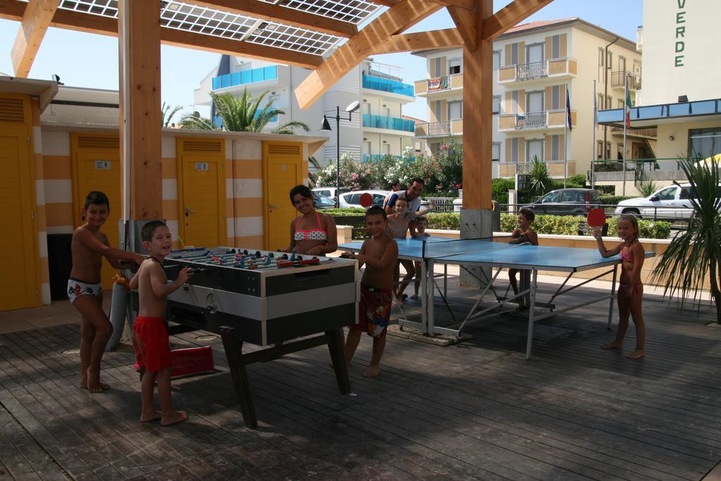 Hotel Felicioni Pineto Esterno foto